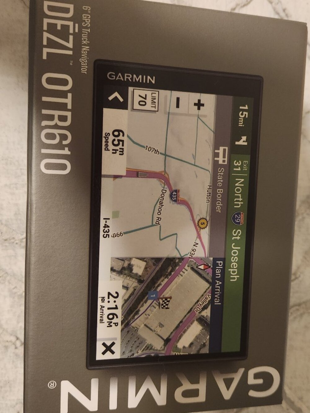 GPS- GARMIN- DEZL 0TR610- Truck Navigator